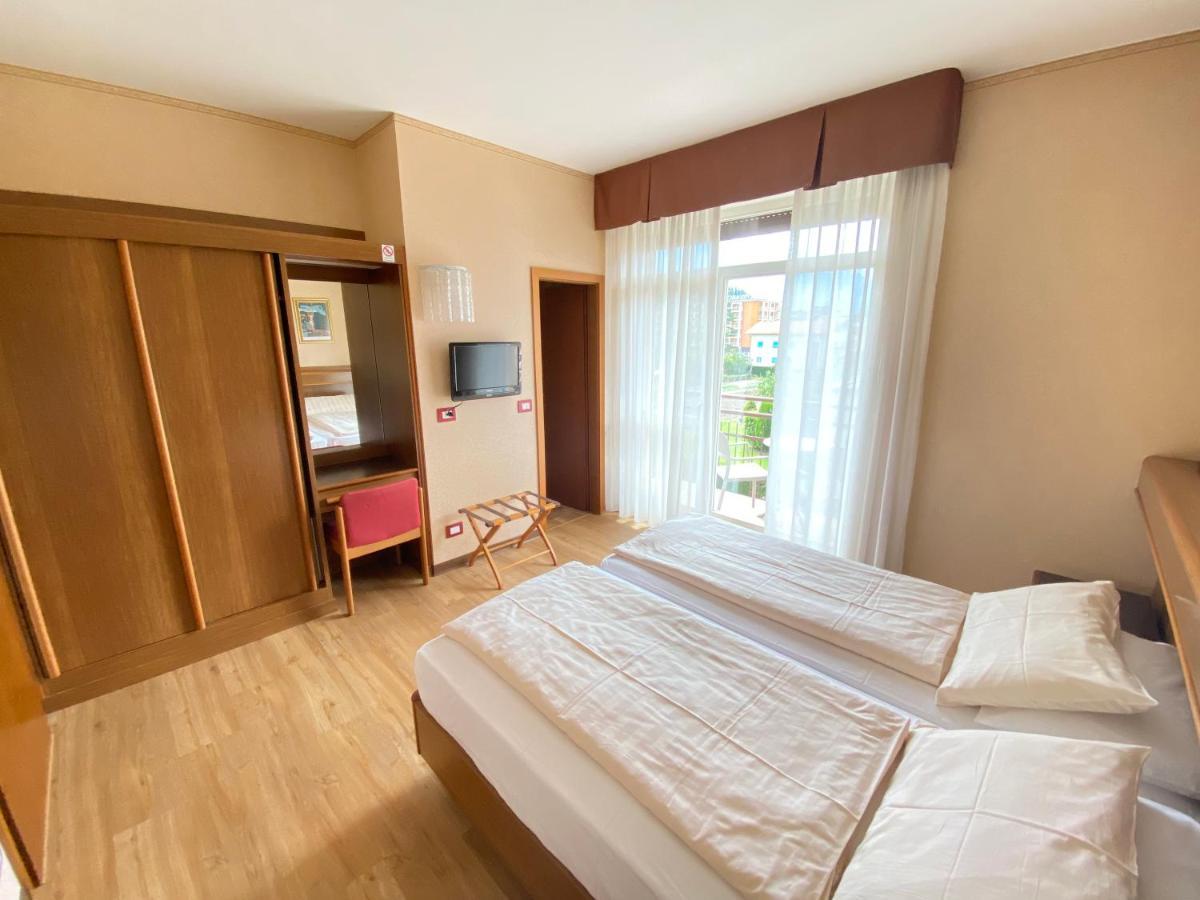 Sunlake Hotel 리바 델 이탈리아 베로나 외부 사진